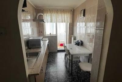 Apartament cu 2 camere, decomandat, etajul 7/10, zona Podu Ros - 3