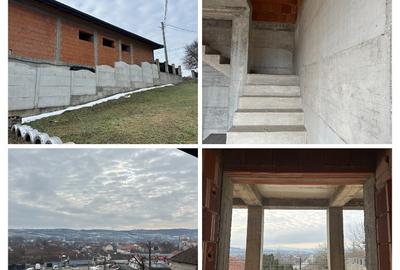 Casă cu 4 camere cu Teren 1800 Mp în Central - 3