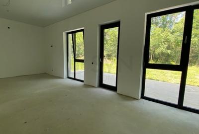 Casă individuală cu 5 camere cu Canalizare în Bucov - 9