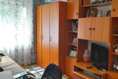 Garsoniera - Piata Nicolina - bloc fara risc