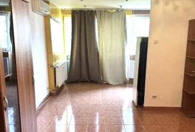 Garsonieră semidecomandată în Muncii - 2