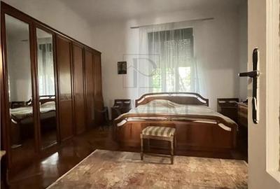 BALCESCU - Cladire renovata - 3 Camere - Centrala proprie  - Curte 137mp - 13