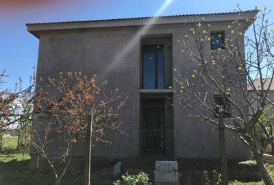 Casă cu 4 camere cu Teren 500 Mp în Mangalia - 3