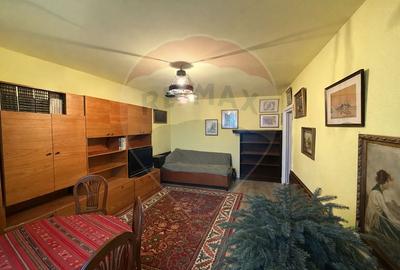 Apartament cu 2 camere de vânzare PIATA SUDULUI - 12