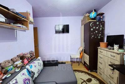 Casă cu 3 camere cu Canalizare în Gușterița - 8