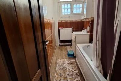 Apartament cu 3 camere semidecomandat în Central - 6