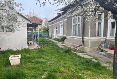 Casă cu 4 camere în Central - 4