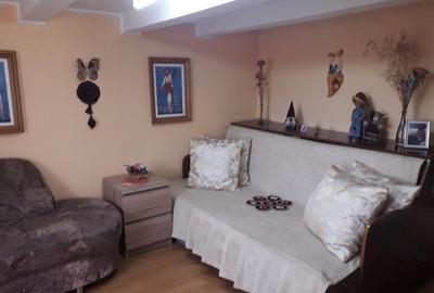 Casă cu 3 camere cu Teren 1800 Mp în Plopeni - 16