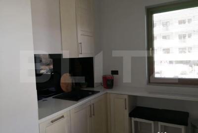 Apartament cu 3 camere semidecomandat în Calea Moldovei - 9
