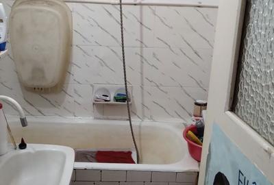 Apartament cu 3 camere decomandat în Central - 8