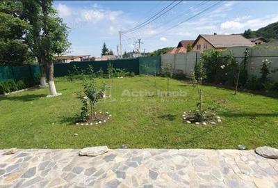 Casă cu 6 camere cu Teren 350 Mp în Central - 12