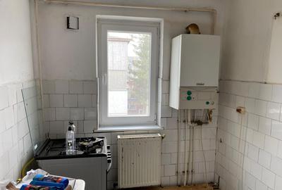 Apartament cu 3 camere semidecomandat în Mănești - 3