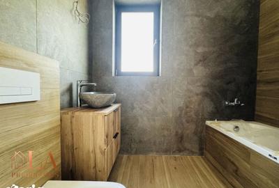 Casă cu 4 camere cu Teren 400 Mp în Domnești - 13
