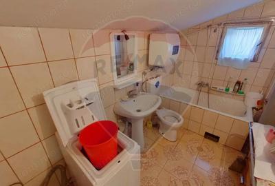 Casa cu 5 camere de vanzare, str. Cri?an - 9