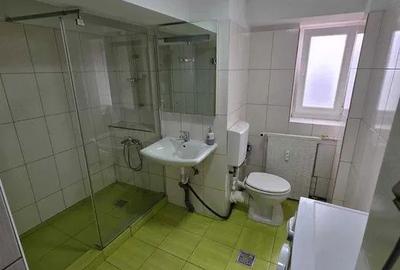 Apartament cu 2 camere decomandat, mobilat în P-ța Alba Iulia