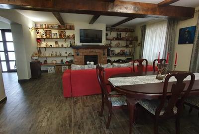 Casă individuală cu 4 camere cu Teren 450 Mp în 1 Decembrie - 1