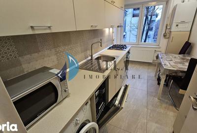 Apartament cu 4 camere decomandat în Cornișa - 4
