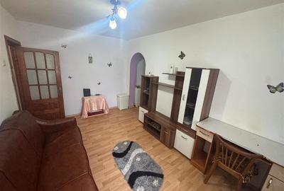 Apartament cu 2 camere nedecomandat, mobilat în Sud - 2