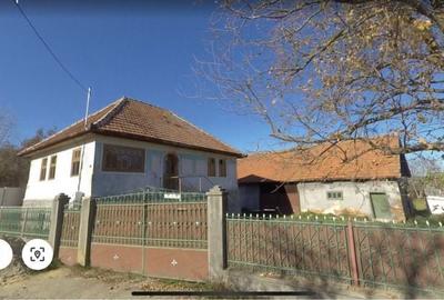 Casă cu 3 camere în Lelese - 1
