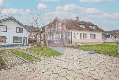 Casă individuală cu 9 camere cu Canalizare în Primăverii - 1