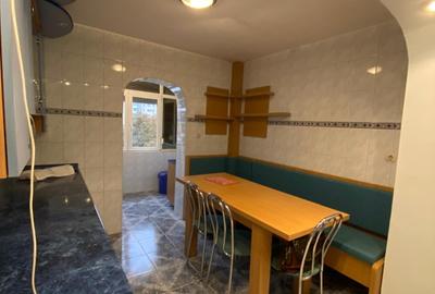 2 decomandate ETAJUL 2, centrala, termopan, izolat,  22 DECEMBRIE - 3