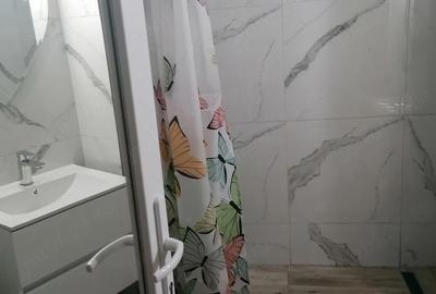 Garsonieră decomandată în Rogerius