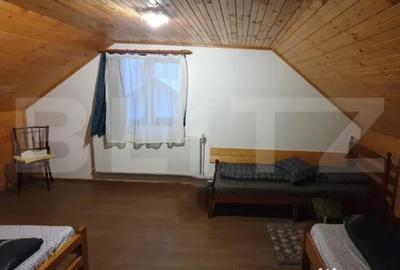 Casă cu 6 camere cu Teren 404 Mp în Mărișel - 2