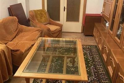 Apartament cu 4 camere decomandat, mobilat în Central