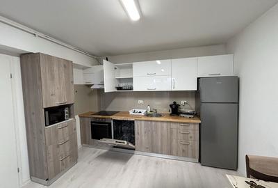 Apartament cu 3 camere decomandat în Central - 4