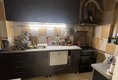 Apartament cu 3 camere decomandat, mobilat în Drumul Taberei - 4