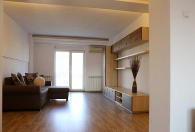 Apartament cu 4 camere decomandat în Unirii - 7