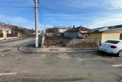 Teren de 182 mp, în Central - 3