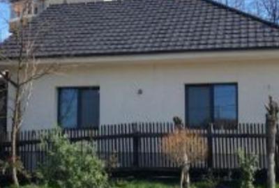 Teren de vânzare cu casă construită - 2