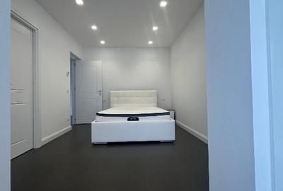 Duplex cu 5 camere cu Canalizare în Central - 12