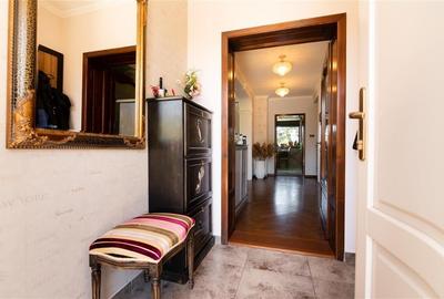 RECO Vila cu 5 camere str. Apateului- zona Nufarul - 56
