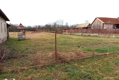 Teren de 1676 mp, în Gurahonț - 2