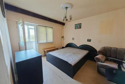 Apartament 3 camere decomandat Faleza Nord