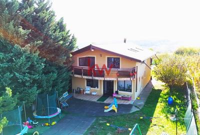 Cladire de Inchiriat in Valea Ursului - 280 mp, Teren 2318 mp