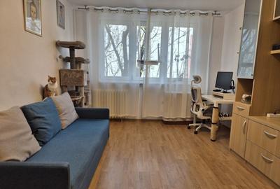 Apartament cu 4 camere, mobilat în Brâncoveanu