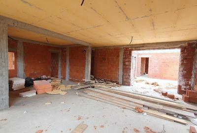 Casă cu 4 camere cu Teren 500 Mp în Aradul Nou - 4