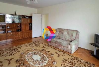 Apartament 3 camere de vânzare - zona Centrul Civic - bloc tip vila - 91 mp - 1