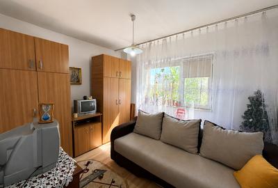 Apartament cu 3 camere semidecomandat în Inel I - 7