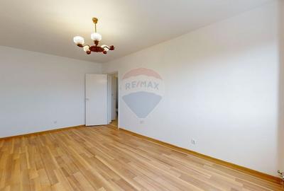 Apartament cu 2 camere decomandat în Astra - 2
