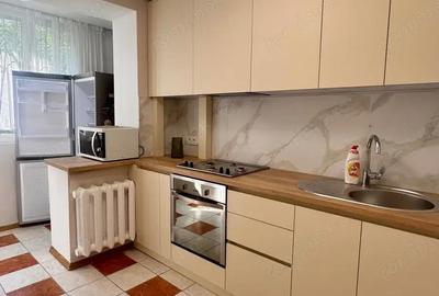 Apartament cu 2 camere în Apărătorii Patriei