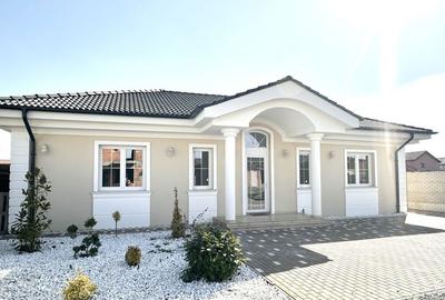 Casă cu 4 camere în Exterior Vest - 1