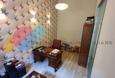 Birou, de 110 mp, în Central - 2