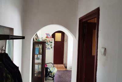 Apartament cu 3 camere semidecomandat în Drumul Taberei - 6