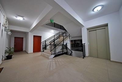 Apartament cu 2 camere, decomandat, 3/5, zona Metalurgiei, Comision 0% - 14