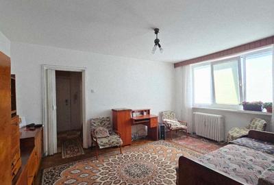 Apartament 2 camere de vanzare Splaiul Crisanei, Decebal - 2