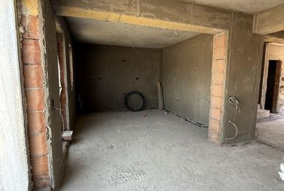 Duplex cu 5 camere cu Canalizare în 1 Decembrie 1918 - 2